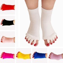 หลับสบายถุงเท้าใส่นอน นวดเท้า แบบแยกนิ้ว Massage Socks