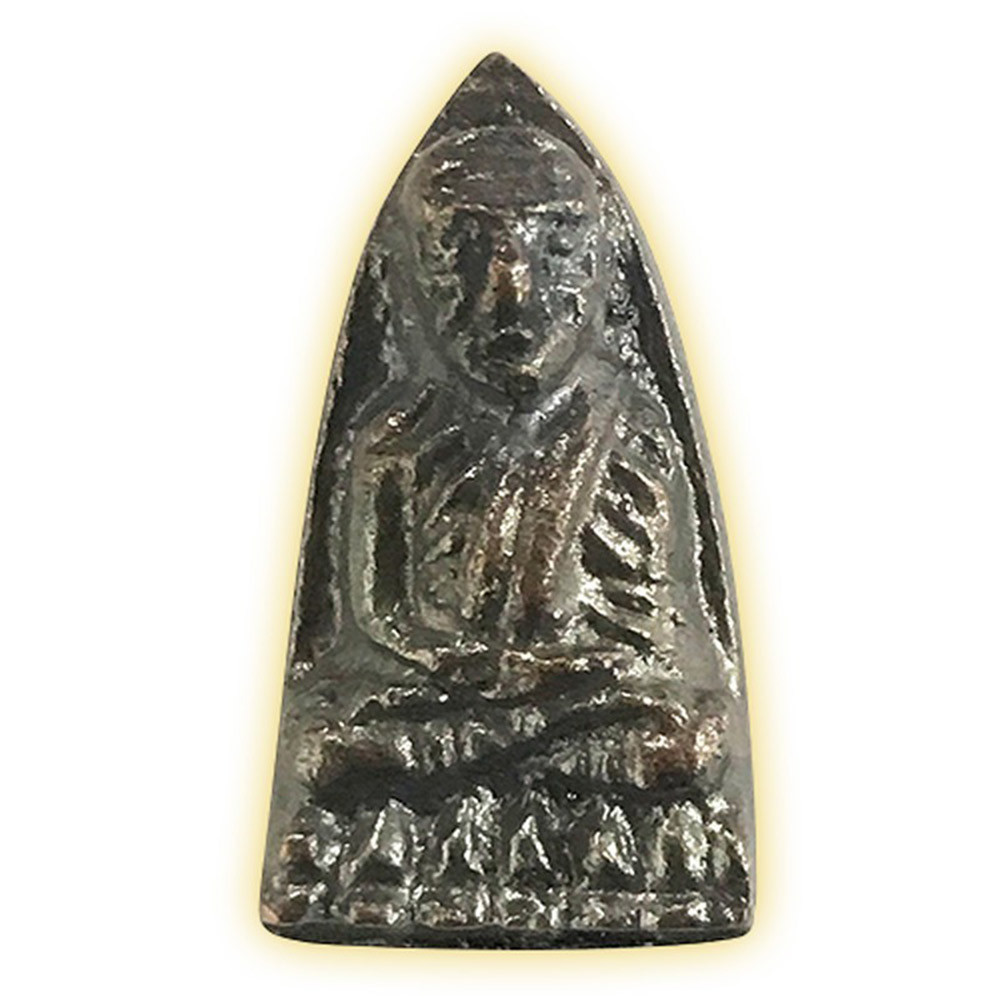 223530_01_amulet.jpg