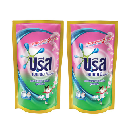 บรีสเอกเซลคอมฟอร์ท สูตรน้ำ 700 มิลลิลิตร แพ็ก 2ถุง