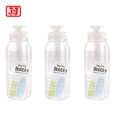 JCJ เซ็ต 3 ขวดน้ำพลาสติกพร้อมฝาปิด (1200 มล./ขวด) รุ่น 33140 - สีขาว