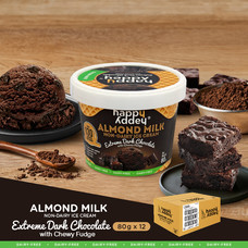 Happy Addey Extreme Dark Chocolate Ice Cream With Chewy Fudge Vegan 80g X 12 (ไอศครีมเอ็กซ์ตรีมดาร์กช็อกโกแลต ผสมบราวนี่ฟัดจ์ ทำจากนมอัลมอนด์)