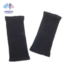 SWANS ปลอกแขนกระชับสัดส่วน (สตรี) Arm Sleeves (Free Size)