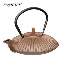 BergHOFF กาน้ำชาเหล็กหล่อ 0.7 L - สีทอง